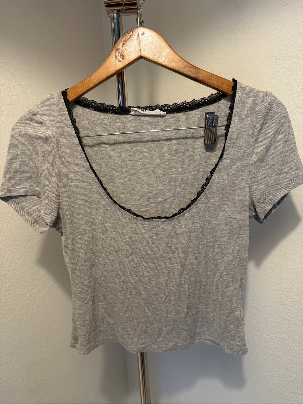 Elodie Gray Scoop Neck Crop Top with Black Lace Trim